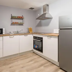 La Tour - Appt Climatise Pour 2 Appartement